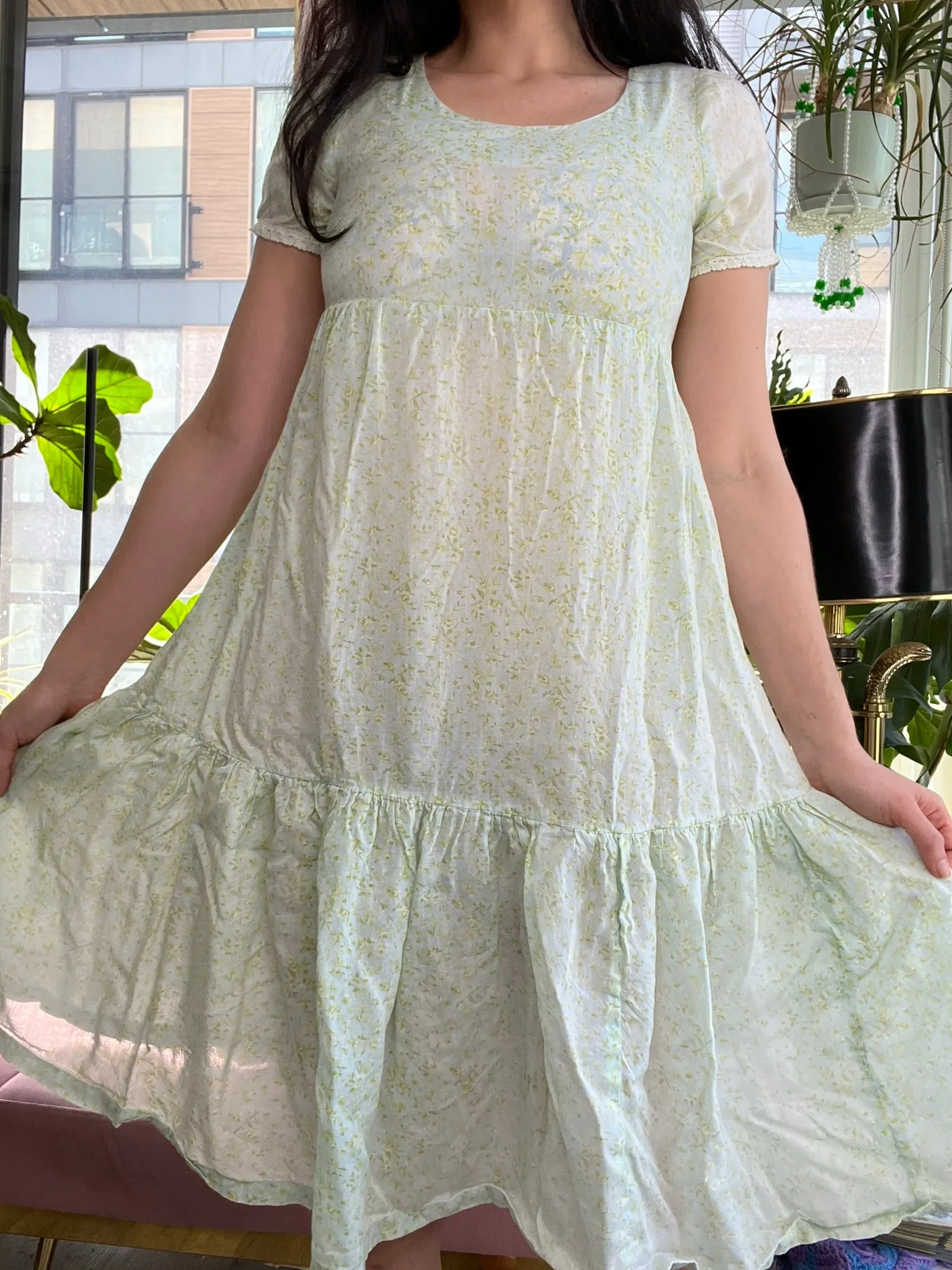 70s Vintage Floral Tiered Midi Dress // Vintage Belle France Floral Tiered Dress