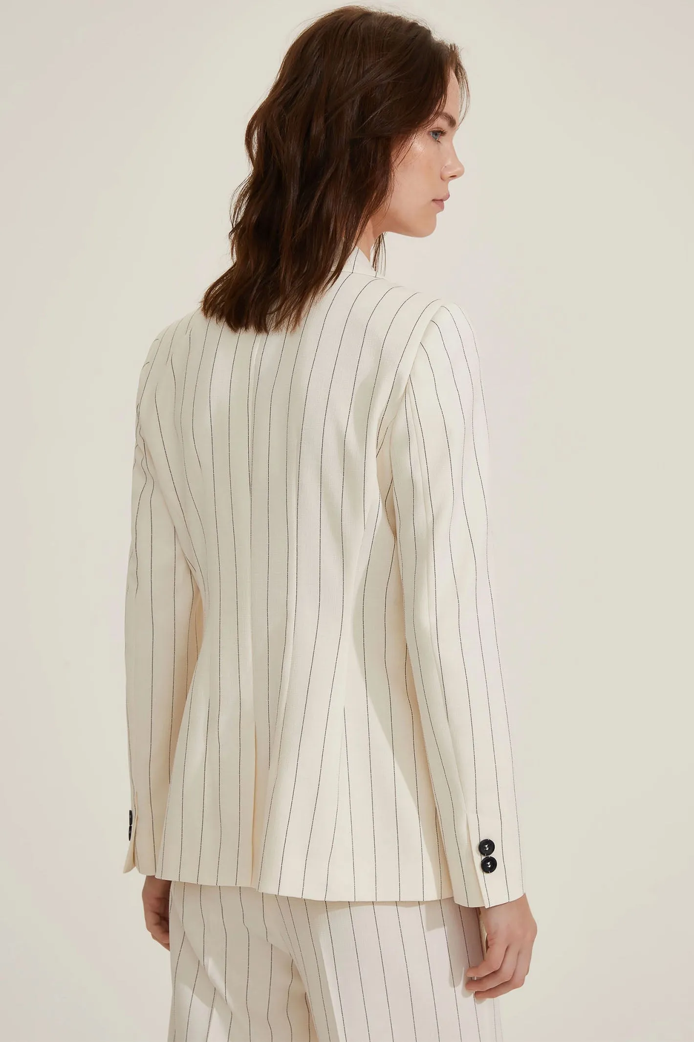 Emme Suit Agra Wool White Stripe 2515091021200 001