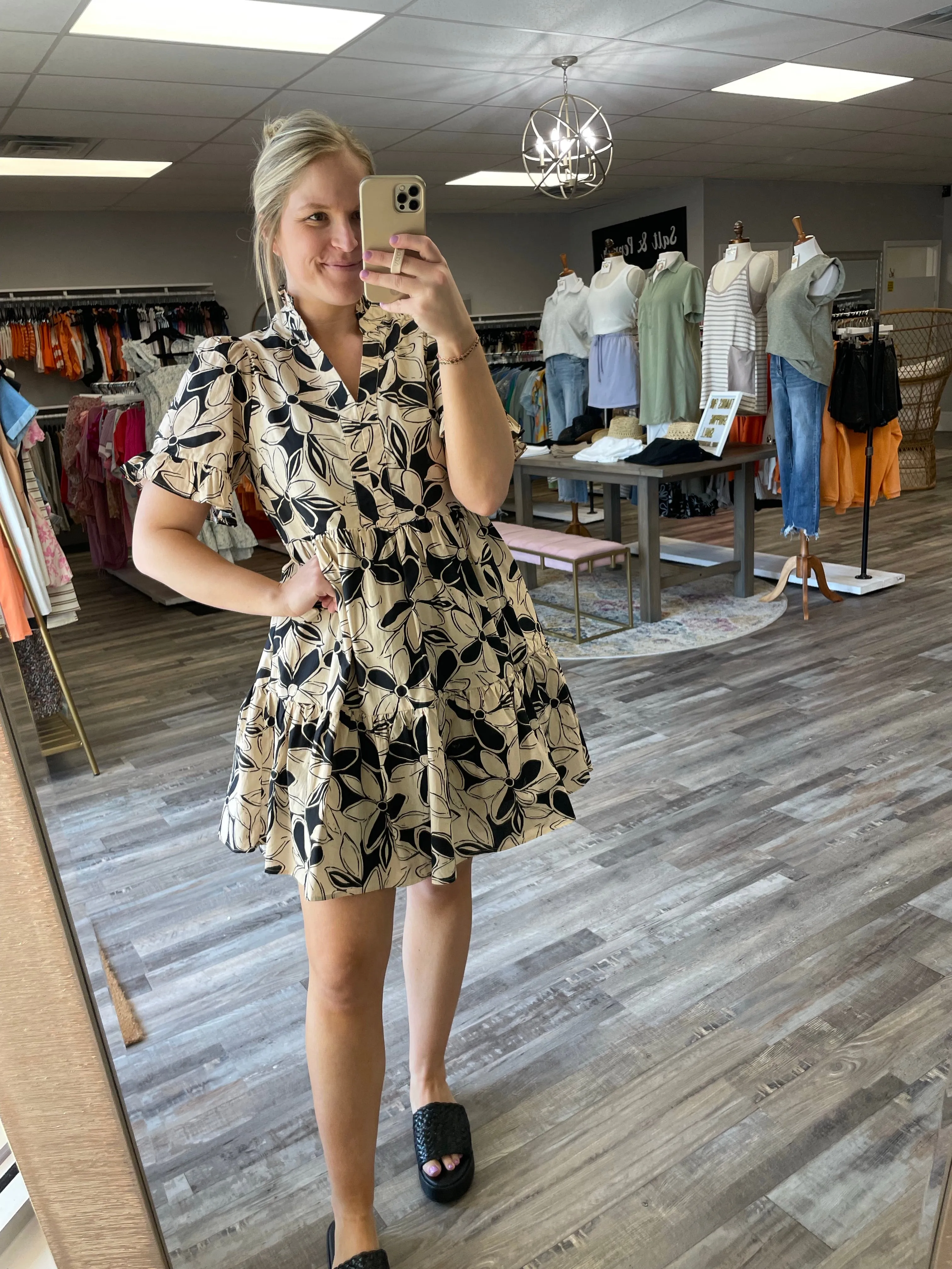 Floral Short Sleeve Mini Dress - Taupe