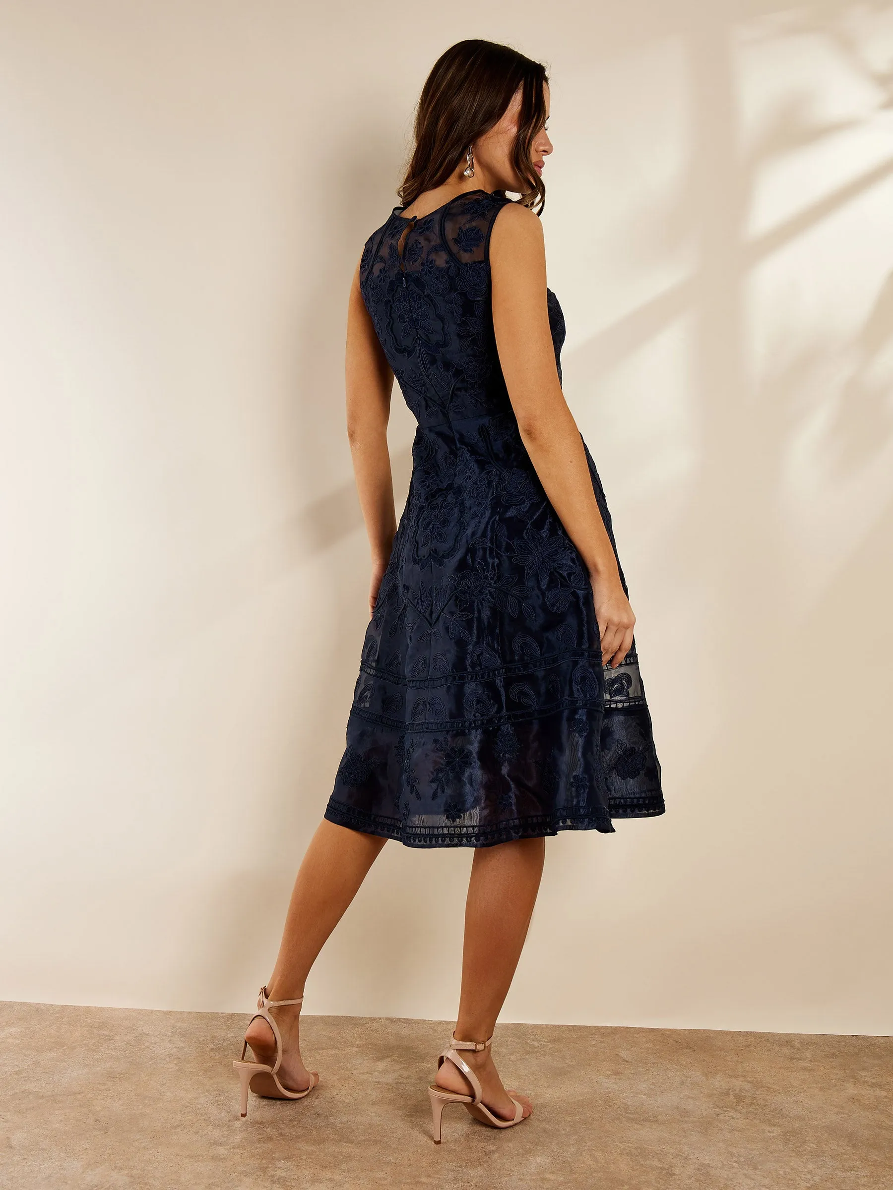 GWD Sandy Floral Emboidered Sleeveless Navy Knee Length Dress