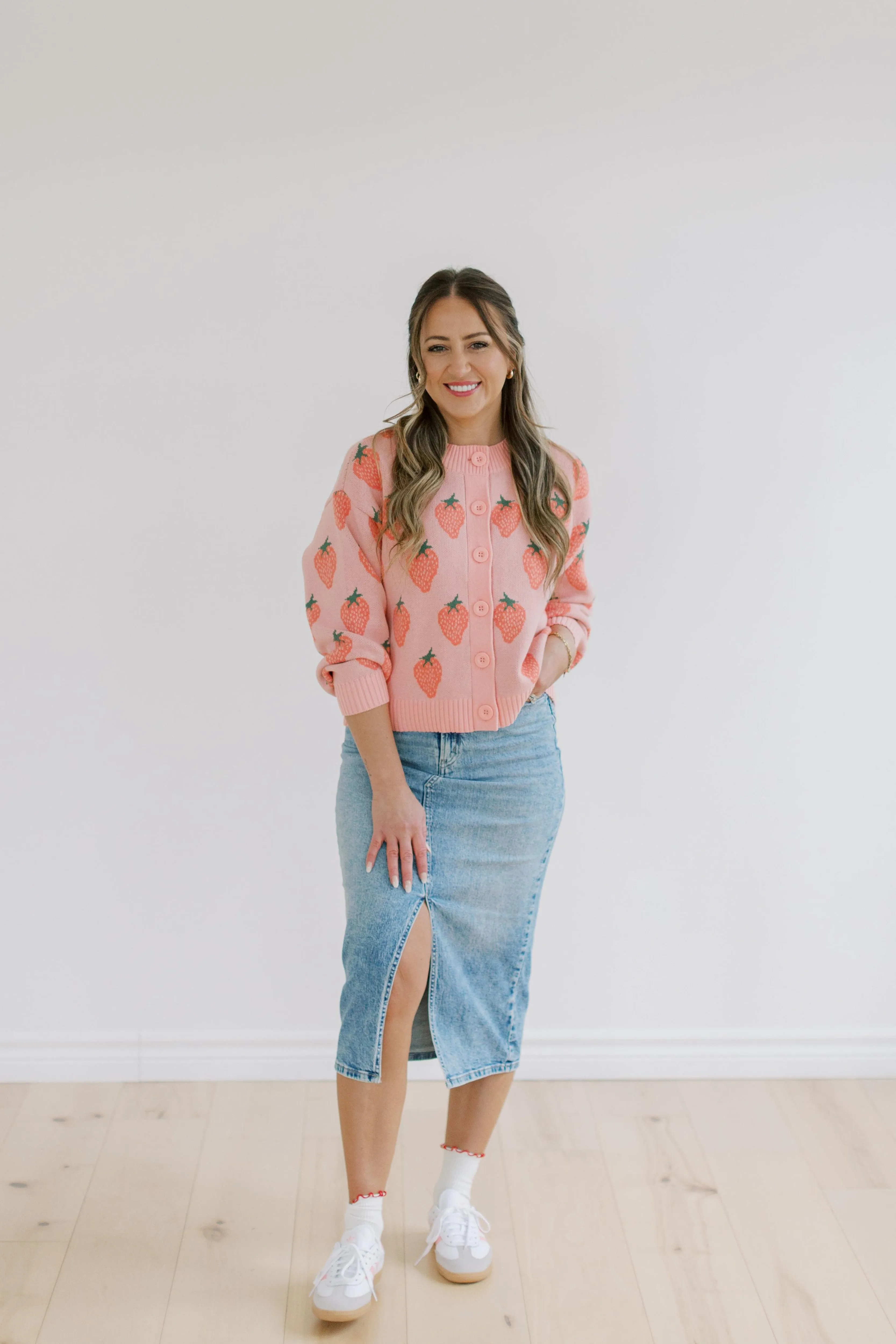 Strawberry Box in Pink Coral