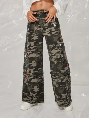 SUMWON WOMEN Wide Leg Cargo Utility Camo Pant With Detachable Leg Zip & Splatter Paint