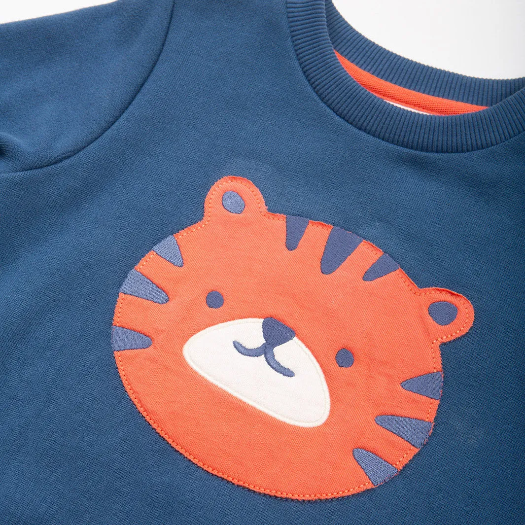Tiger appliqué sweatshirt